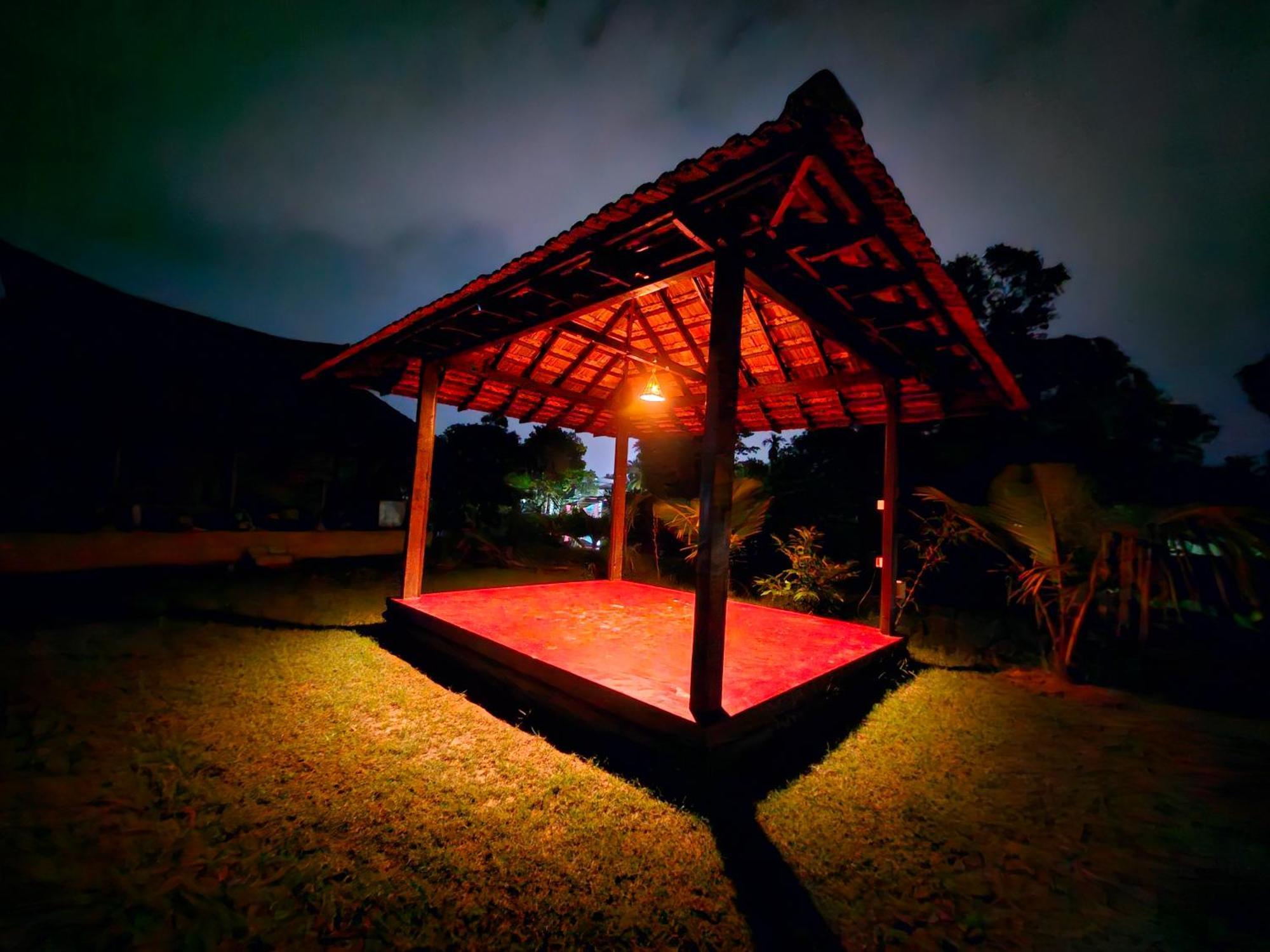 Gypsea Marari Bed and Breakfast Alappuzha Buitenkant foto