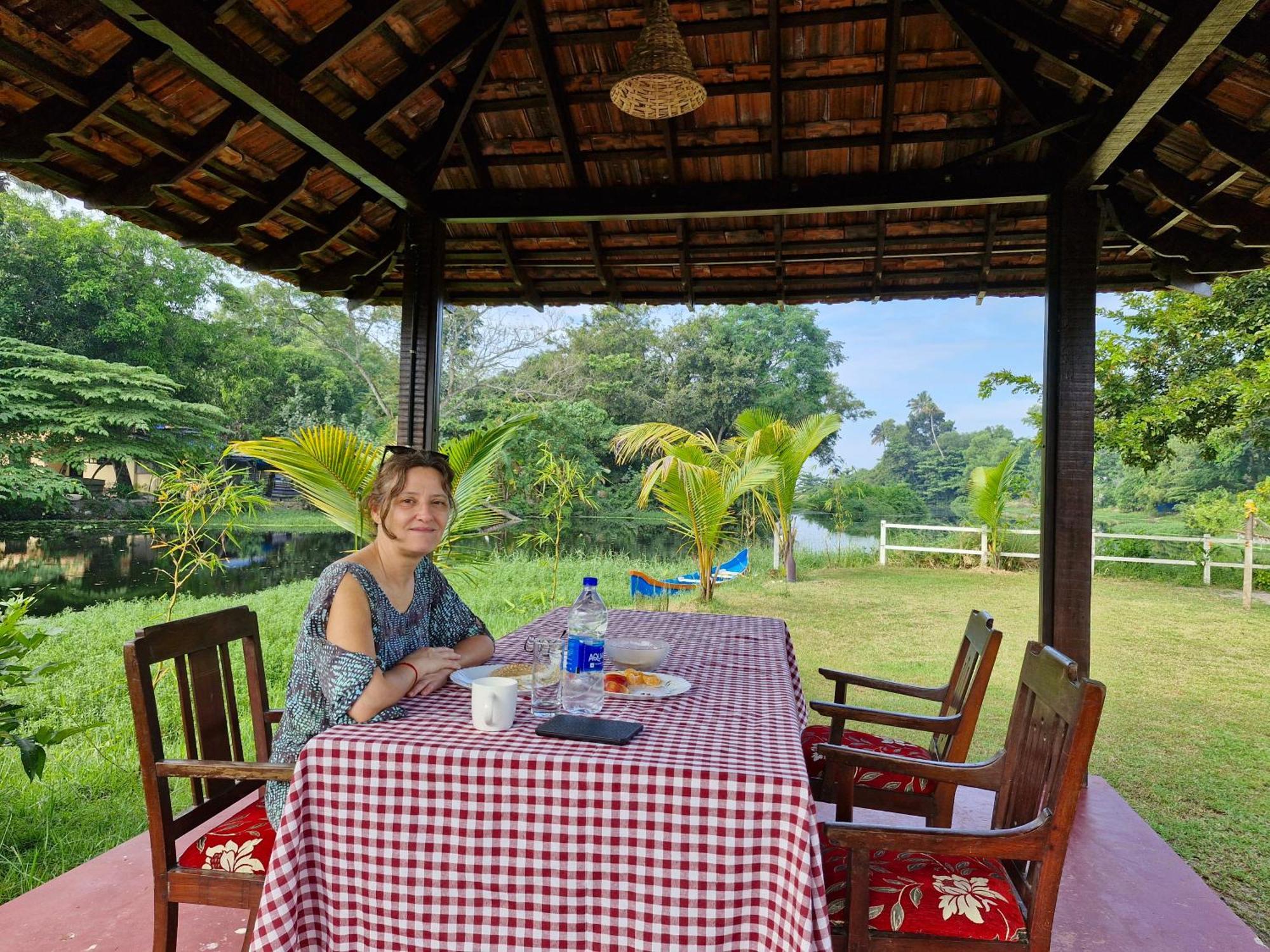 Gypsea Marari Bed and Breakfast Alappuzha Buitenkant foto